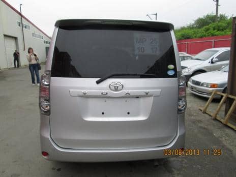 TOYOTA VOXY  X 4WD 2009