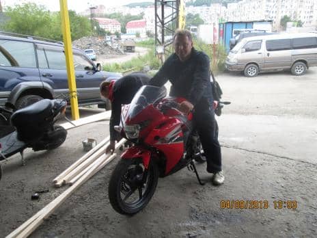 HONDA CBR125R 2013