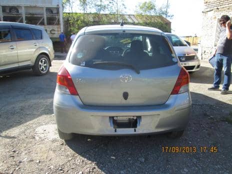TOYOTA VITZ 2009