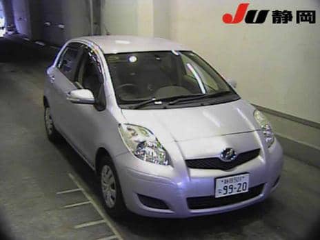 TOYOTA VITZ F 2009