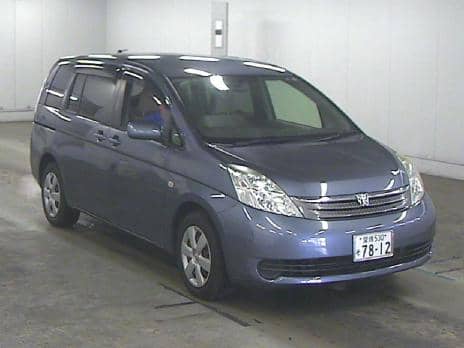 TOYOTA ISIS L 2005
