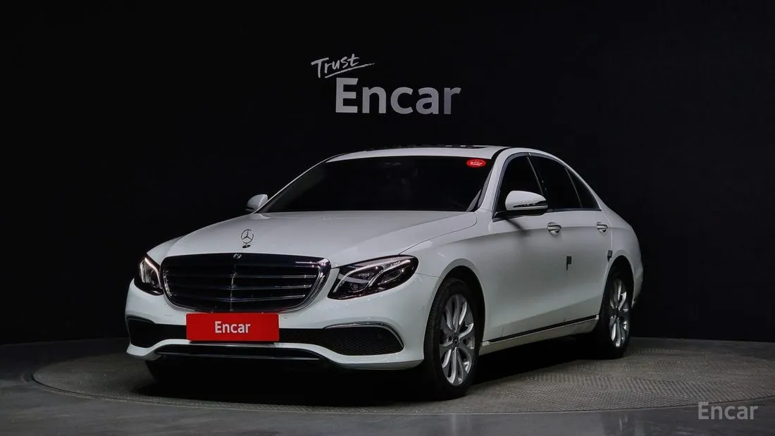 MERCEDES-BENZ E-CLASS W213 E220D 4MATIC EXCLUSIVE 2020