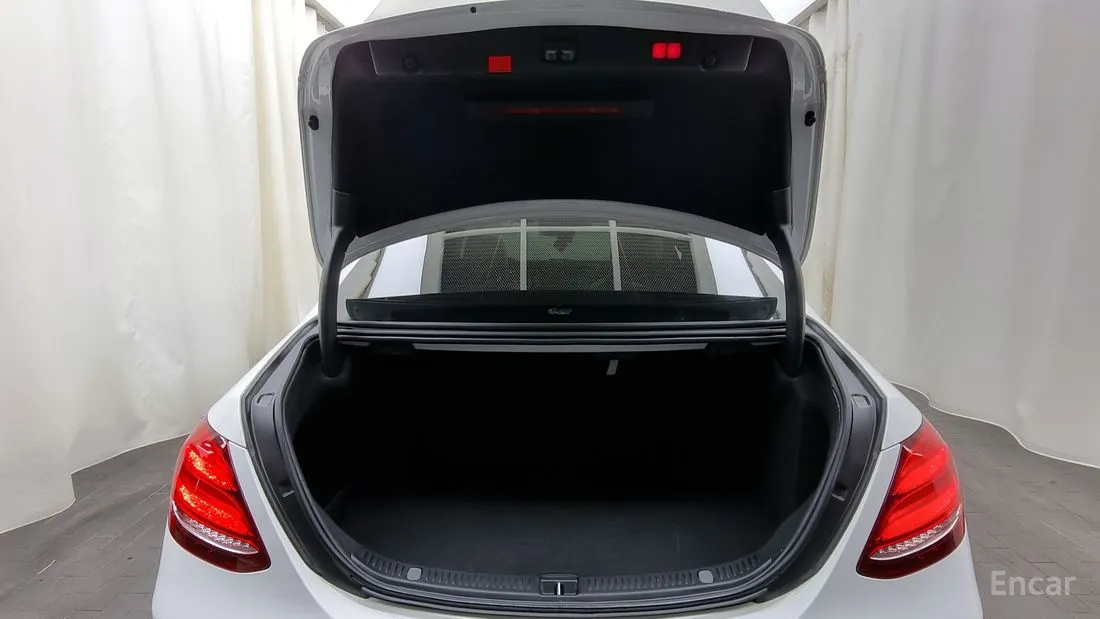 MERCEDES-BENZ E-CLASS W213 E220D 4MATIC EXCLUSIVE 2020