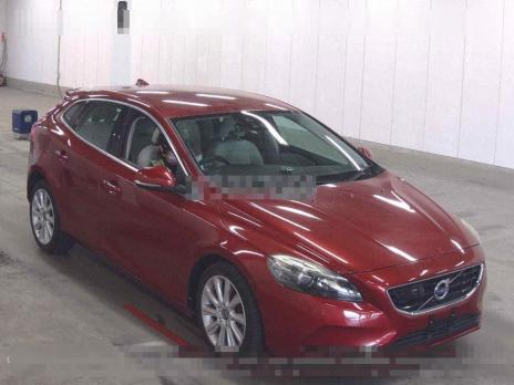 VOLVO V40 T3 SE 2016