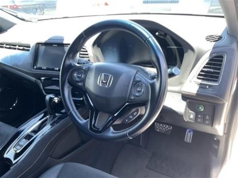 HONDA VEZEL RS HONDA SENSING 2016