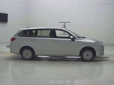 TOYOTA COROLLA FIELDER 1.5X 4WD 2017