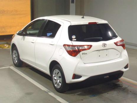 TOYOTA VITZ F 4WD 2019