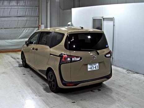 TOYOTA SIENTA 1.5G GLAMPER 2021