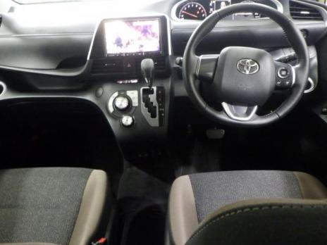 TOYOTA SIENTA 1.5G GLAMPER 2021
