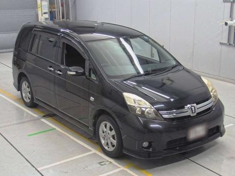 TOYOTA ISIS PLATANA V SELECTION 2011