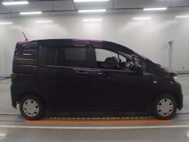 HONDA FREED SPIKE G JUST SELECTION 2010
