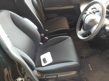 HONDA FREED SPIKE G JUST SELECTION 2010