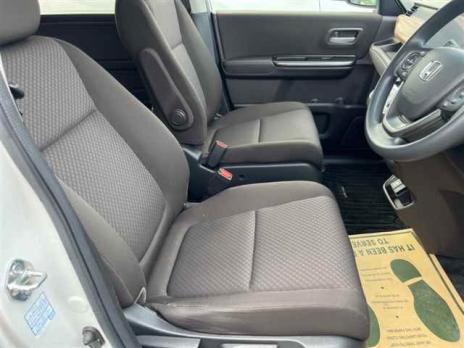 HONDA FREED+ G HONDA SENSING 2020