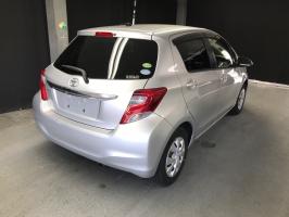 TOYOTA VITZ F 2014