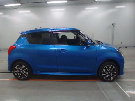 SUZUKI SWIFT RS 4WD 2020