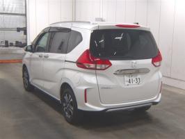 HONDA FREED+ 1.5 CROSSTAR 4WD 2022