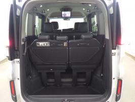 HONDA STEPWGN SPADA COOL SPIRIT 8 PERSON 2015