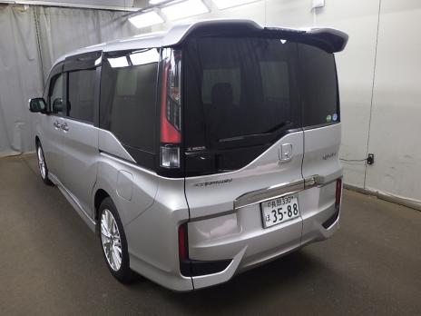 HONDA STEPWGN SPADA COOL SPIRIT 8 PERSON 2015