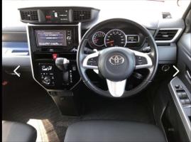 TOYOTA ROOMY CUSTOM G 2017