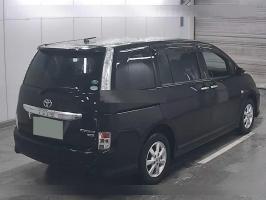 TOYOTA ISIS PLATANA V SELECTION 4WD 2014