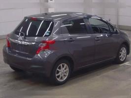 TOYOTA VITZ F 2015