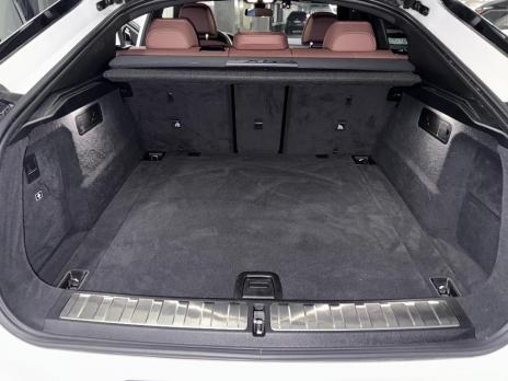 BMW X6	xDRIVE 30D M SPORT 2022