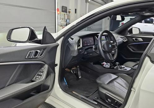 BMW 2 SERIES 220i M SPORT 2022