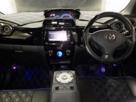 TOYOTA BB Z KIRAMEKI 2016