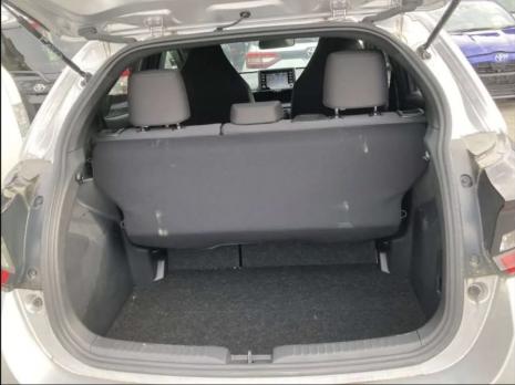 TOYOTA YARIS X 2022
