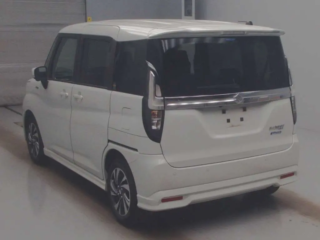 SUZUKI SOLIO BANDIT HYBRID MV 2022