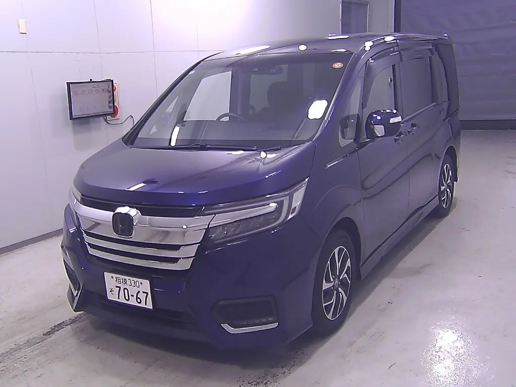 HONDA STEPWGN SPADA HONDA SENSING 7 PERSON 2017