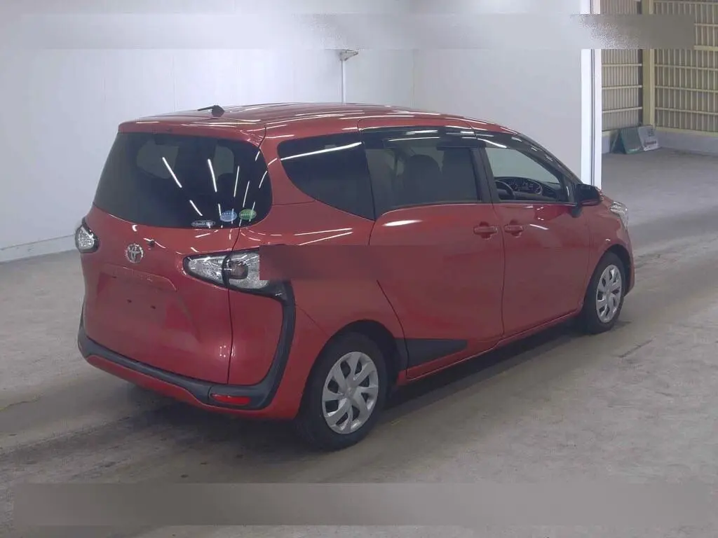 TOYOTA SIENTA G 2017