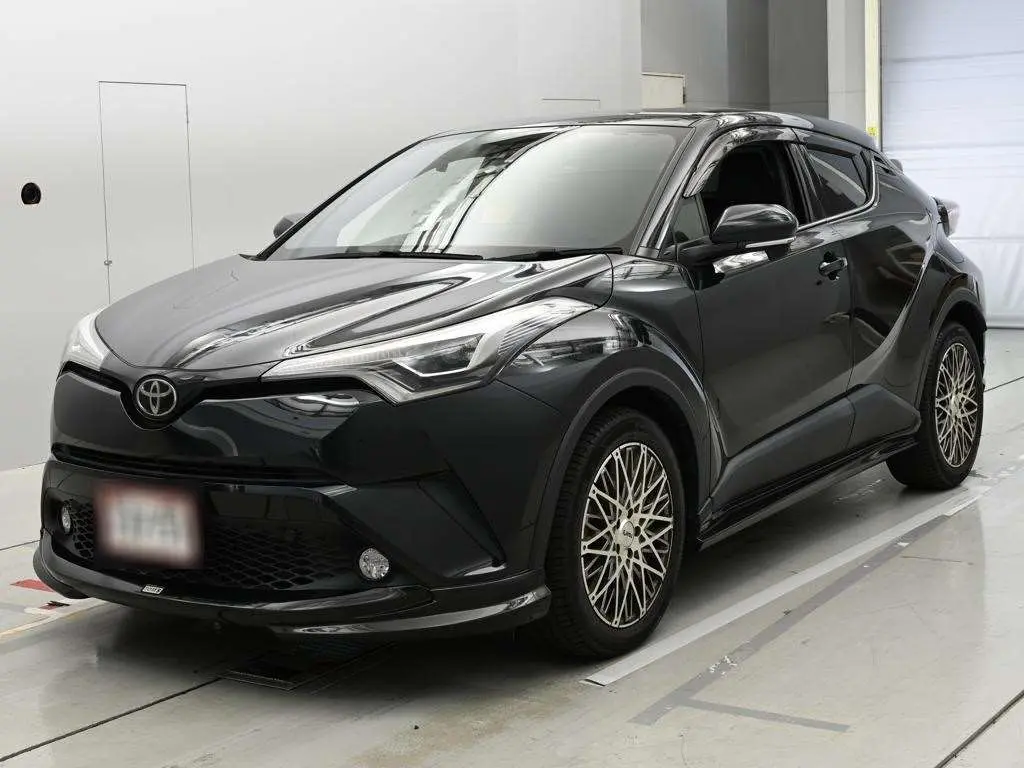 TOYOTA C-HR G-T 2017