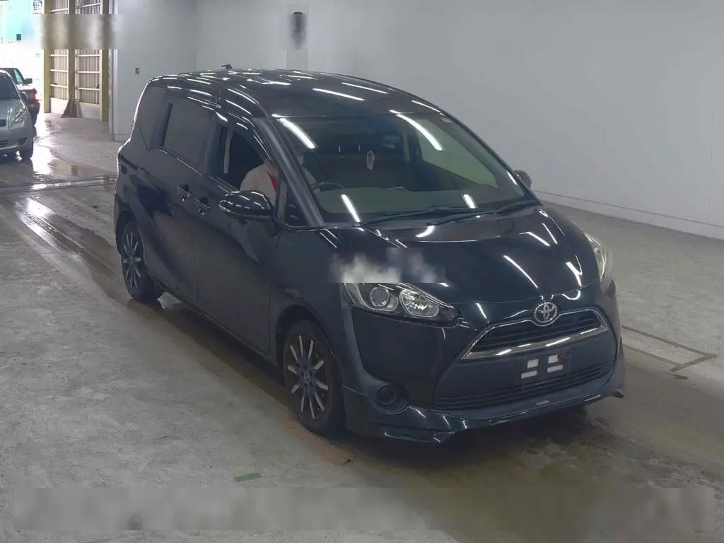 TOYOTA SIENTA G 2016