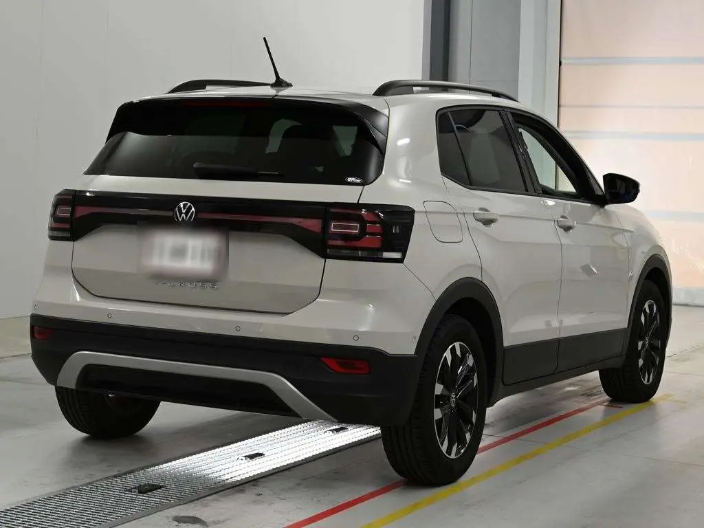 VOLKSWAGEN T-CROSS TSI ACTIVE 2023