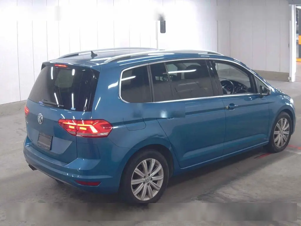 VOLKSWAGEN GOLF TOURAN TSI HIGH LINE 2018