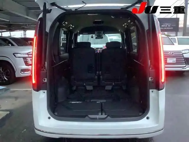 HONDA STEPWGN SPADA 2023