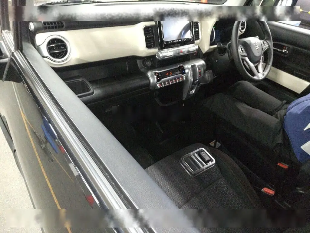 SUZUKI XBEE HYBRID MZ 2023