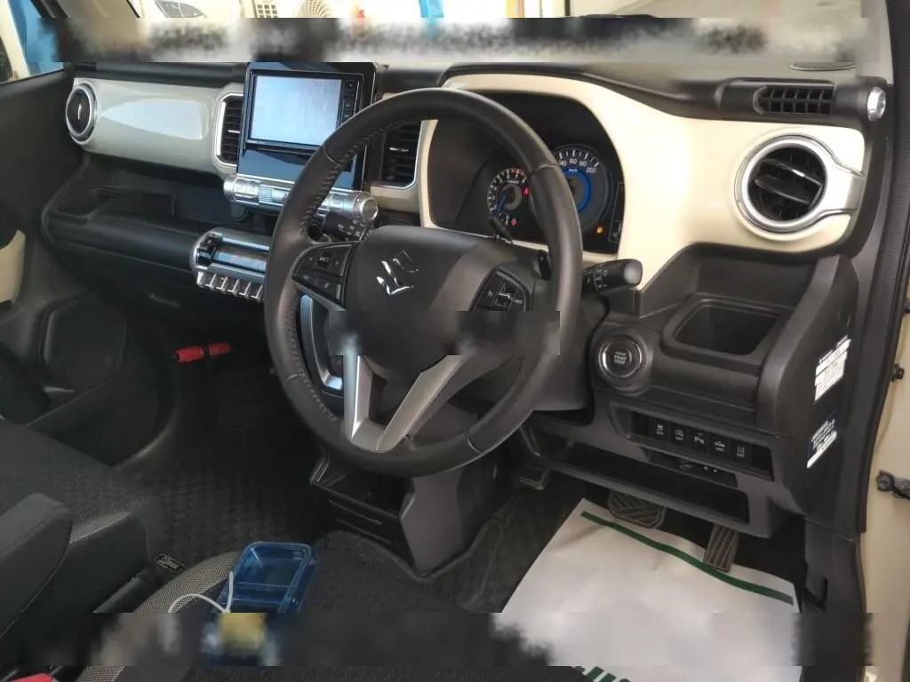 SUZUKI XBEE HYBRID MZ 2018