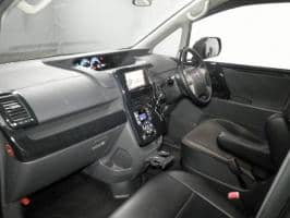 TOYOTA NOAH X SMART EDITION 2009