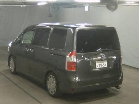 TOYOTA NOAH X SMART EDITION 2009