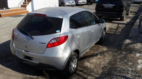 MAZDA DEMIO 2010