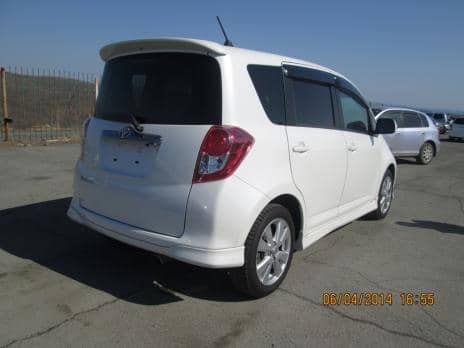 TOYOTA RACTIS G S PACKAGE 2010
