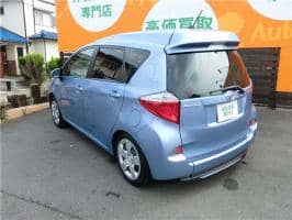 TOYOTA RACTIS WELLCAB 2011