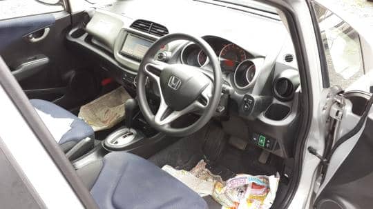 HONDA FIT 1.3 G 4WD 2010