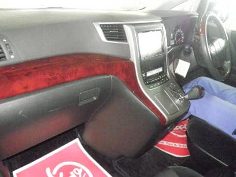 TOYOTA VELLFIRE 2.4Z 2010