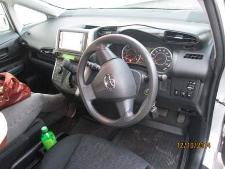 TOYOTA WISH 4WD 2011