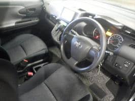 TOYOTA WISH 4WD X 2010
