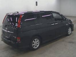 TOYOTA ISIS PLATANA LIMITED 2010