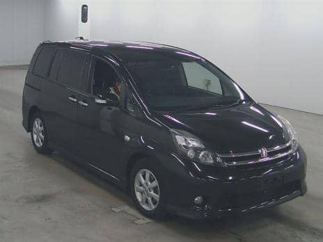TOYOTA ISIS PLATANA LIMITED 2010